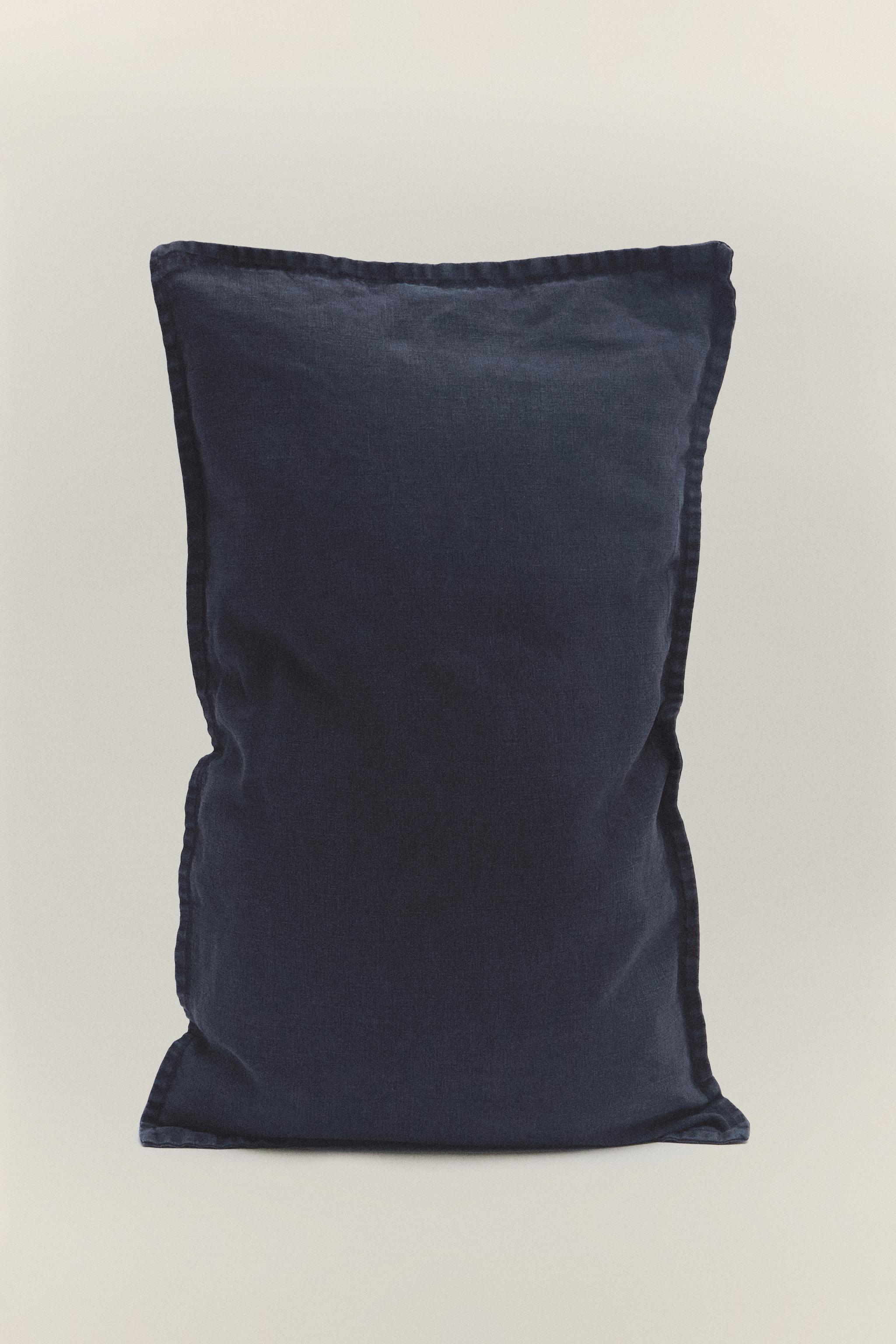 FADED LINEN THROW PILLOW COVER